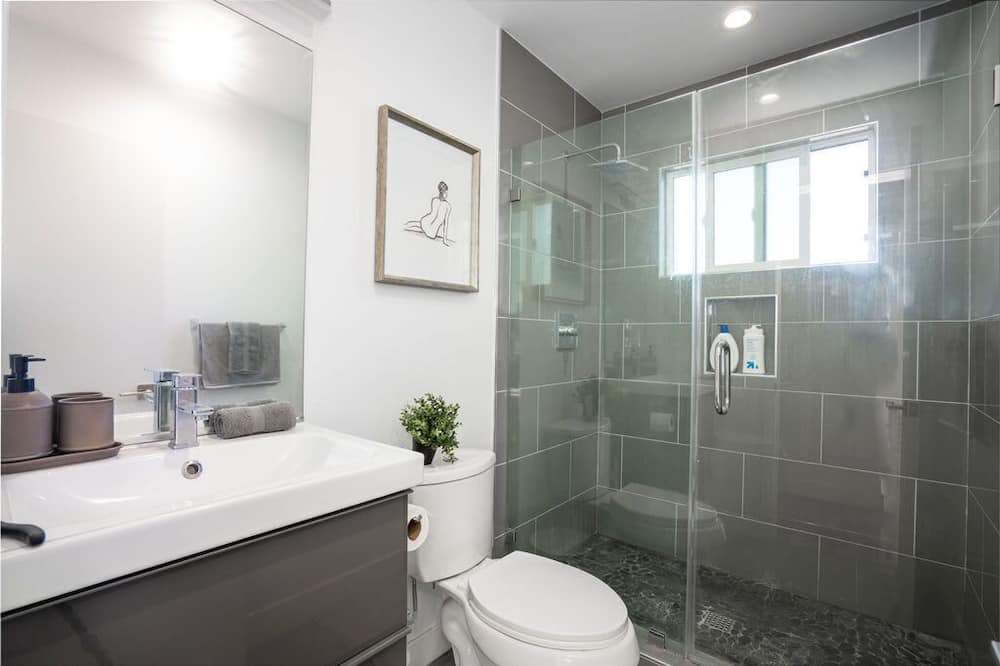 Photo of Bathroom in Santa Ana