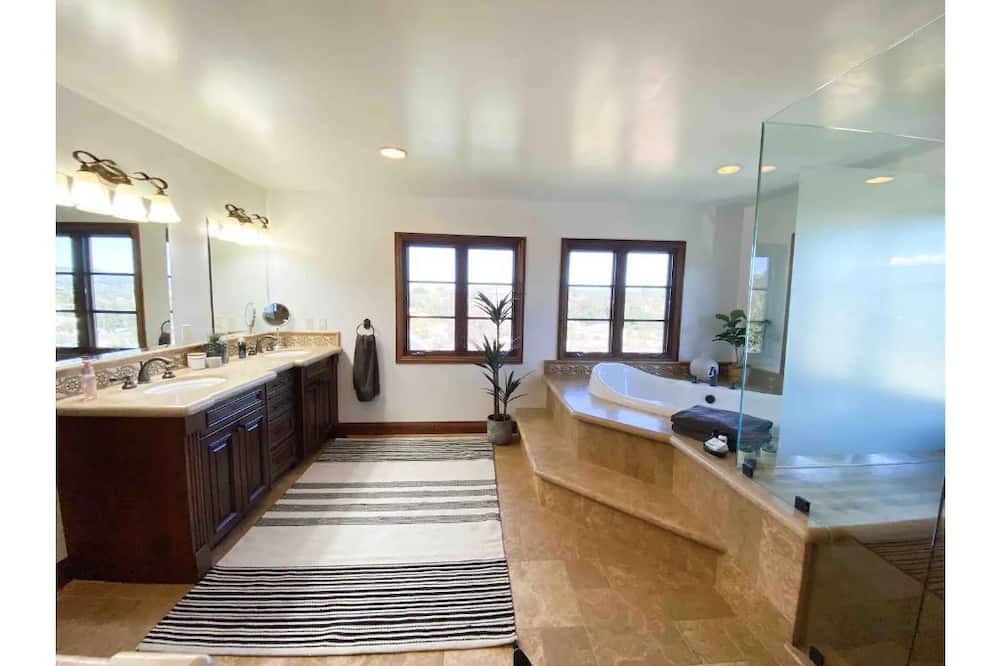Photo of Bathroom in Felicita