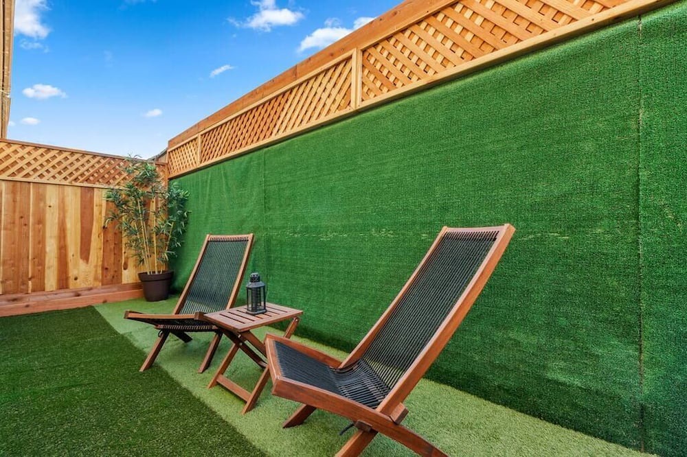 Photo of Outdoor in Hawthorne