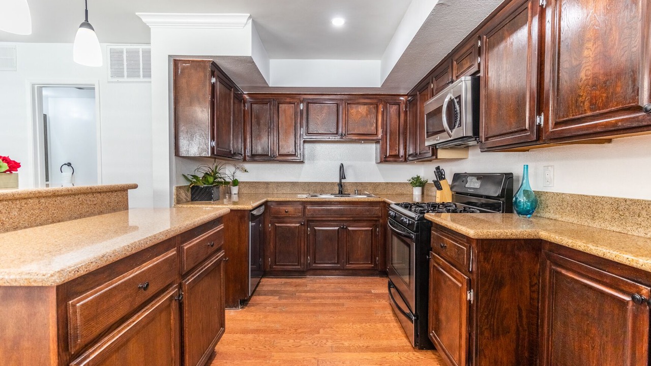 Photo of Kitchen in Valley Village