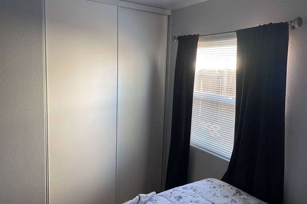 Photo of Bedroom in Mira Loma