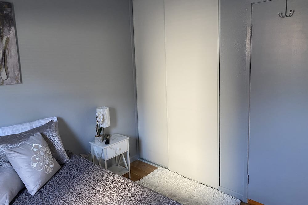 Photo of Bedroom in Mira Loma
