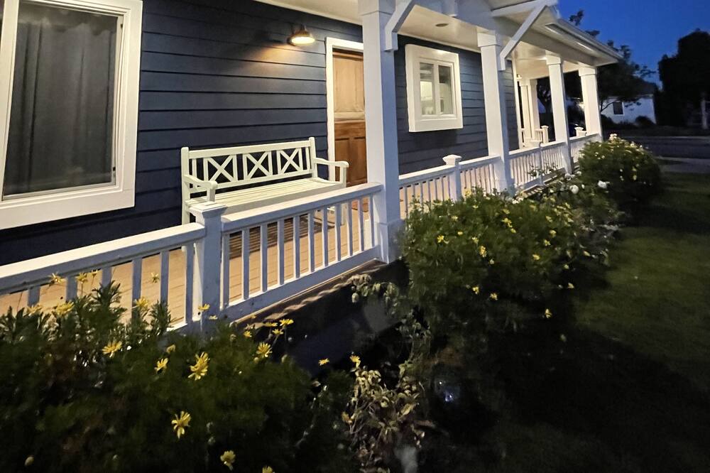 Photo of Outdoor in Hawthorne