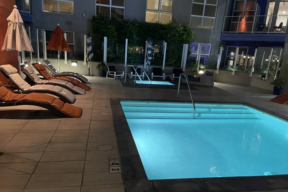 Photo of Outdoor in Downtown