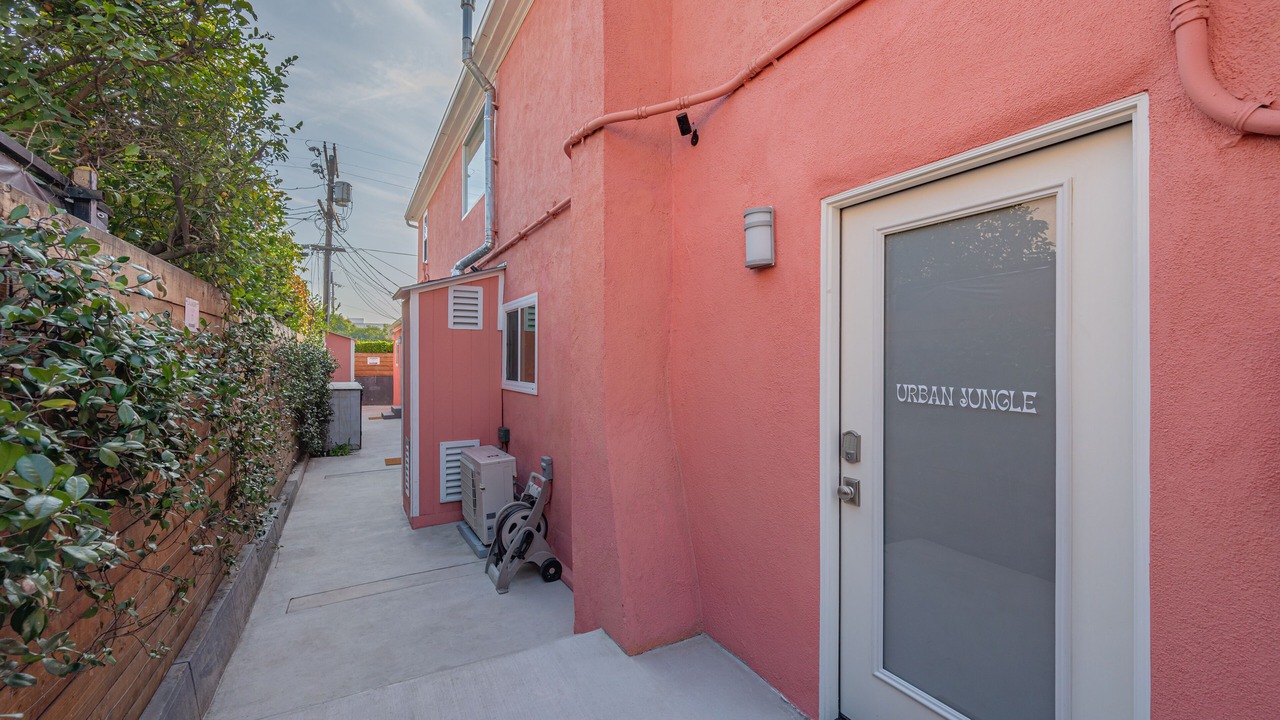 Photo of Outdoor in Hollywood