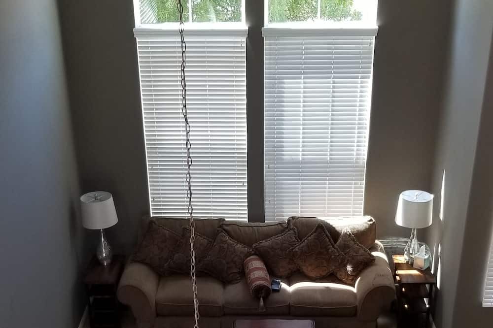 Photo of Bedroom in Beaumont