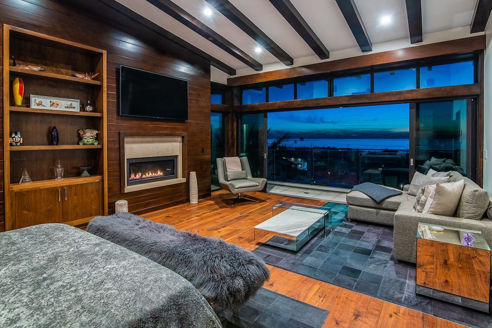 Photo of Bedroom in Hermosa Beach