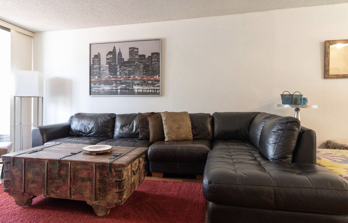 Photo of Livingroom in Monterey Hills