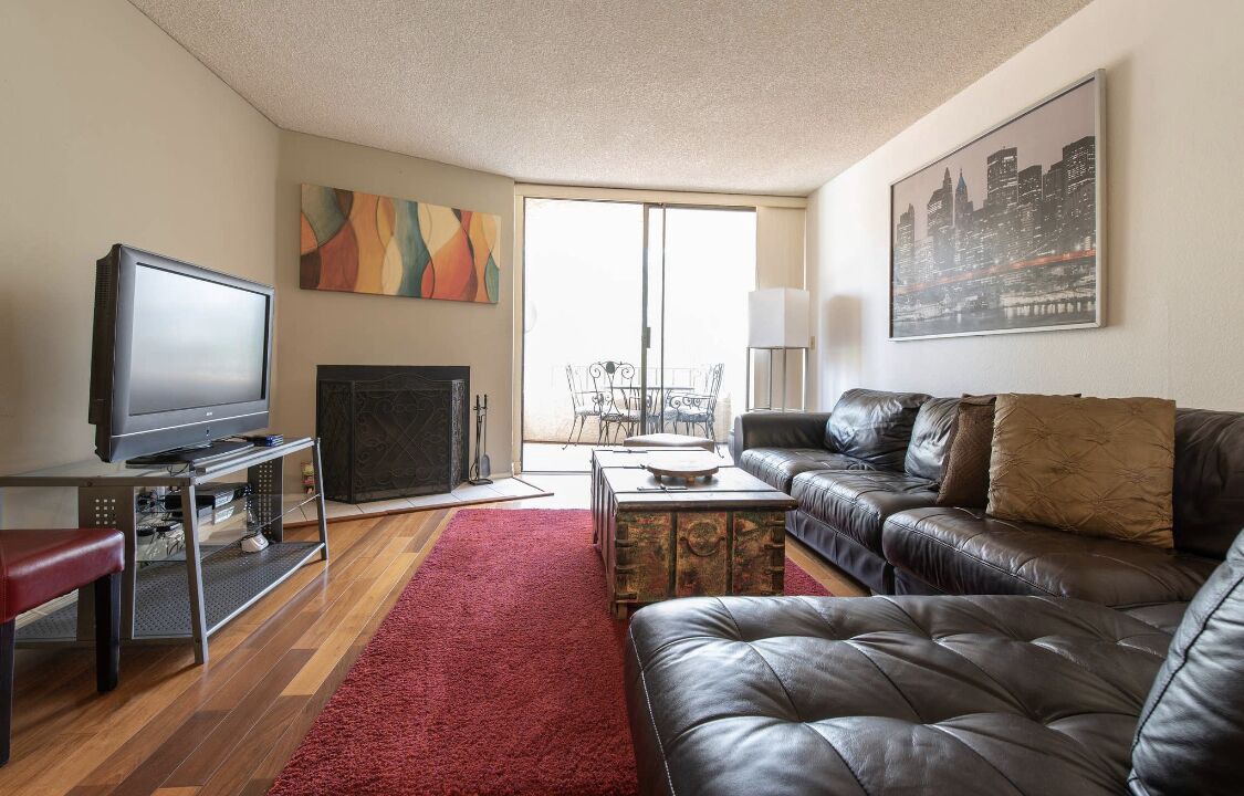Photo of Livingroom in Monterey Hills