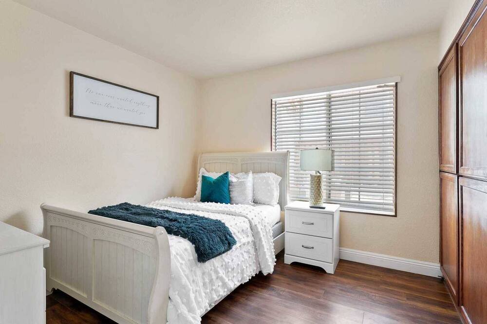 Photo of Bedroom in Fontana