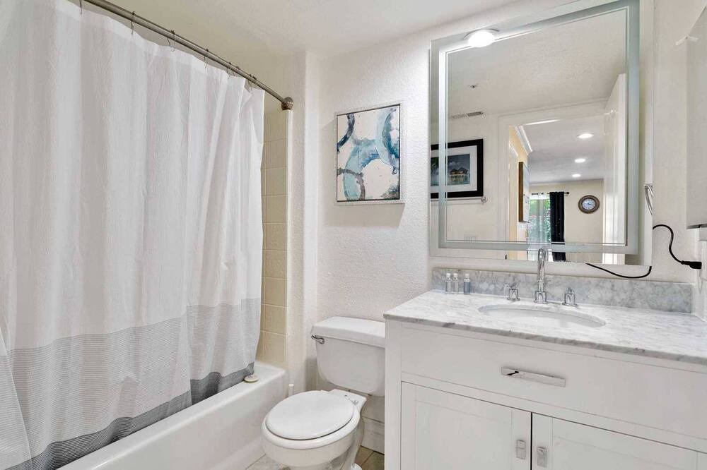 Photo of Bathroom in Fontana