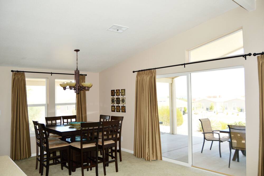Photo of Livingroom in Havasu Lake