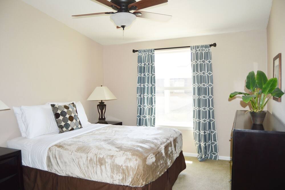 Photo of Bedroom in Havasu Lake