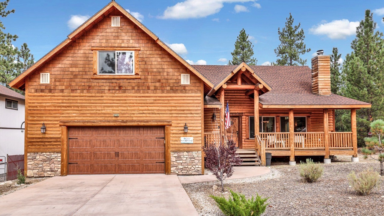 Photo of Outdoor in Castle Glen Estates