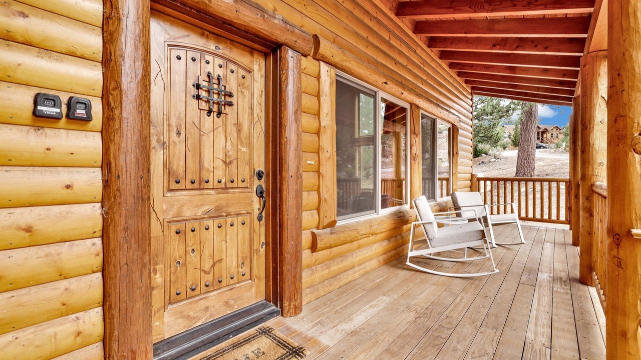 Photo of Patio Balcony in Castle Glen Estates