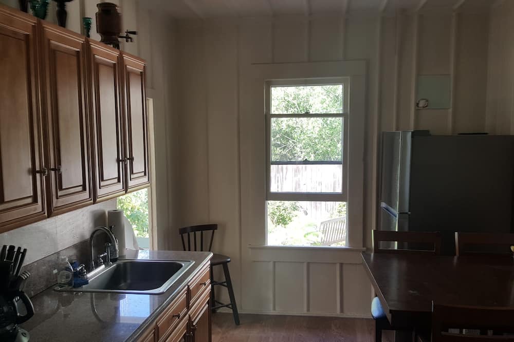 Photo of Kitchen in Lower State