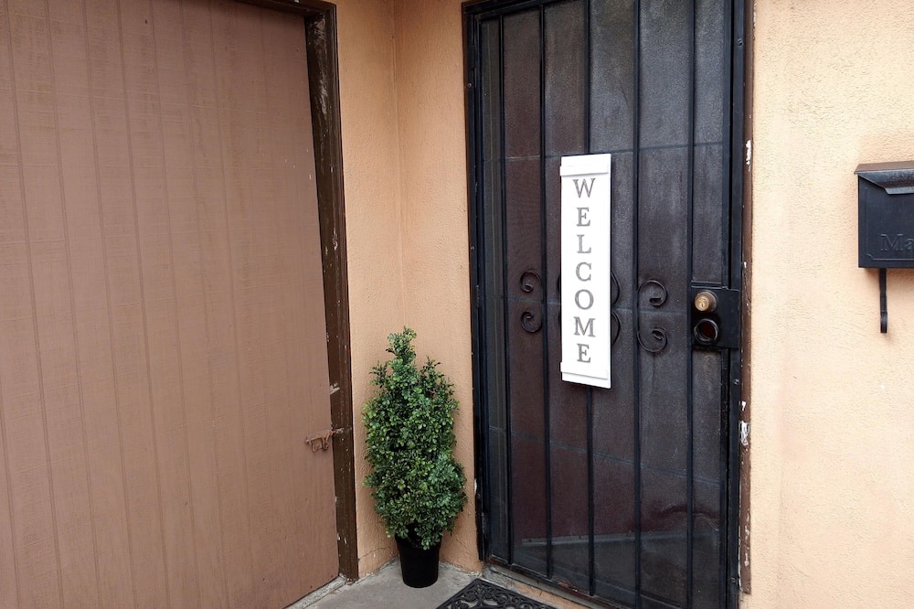 Photo of Outdoor in Lawndale