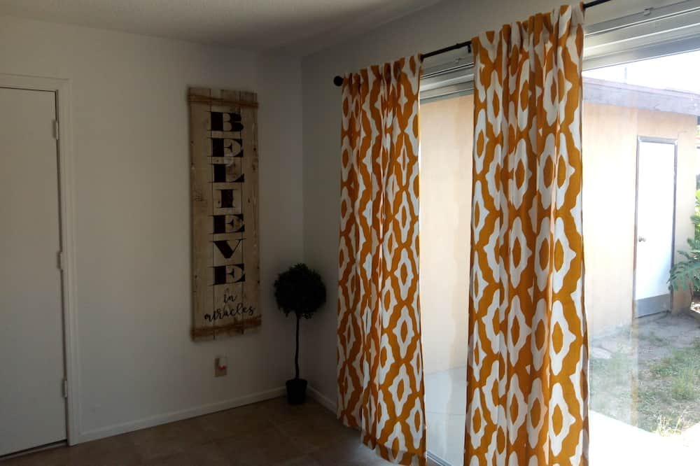 Photo of Bedroom in Lawndale