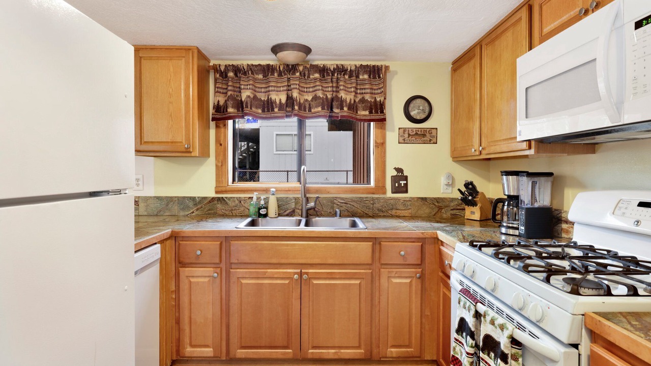 Photo of Others in Eagle Mountain Estates