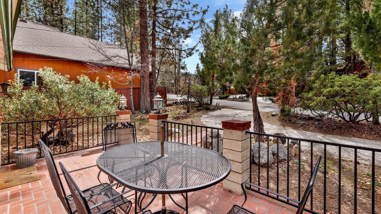 Photo of Outdoor in Summit Estates