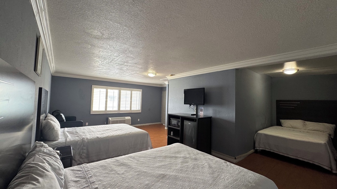 Photo of Bedroom in Orange