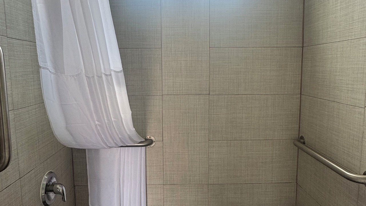 Photo of Bathroom in Orange