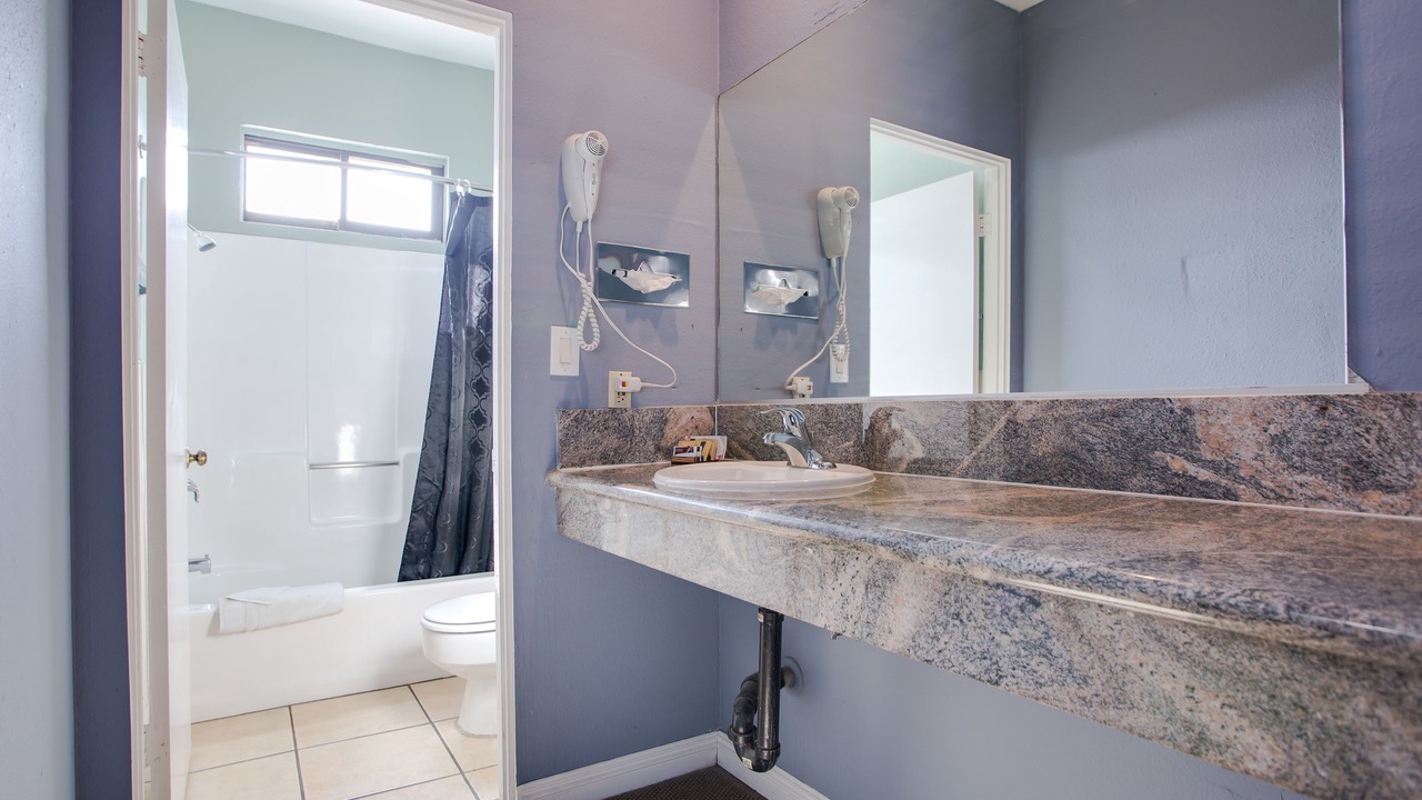 Photo of Bathroom in Orange