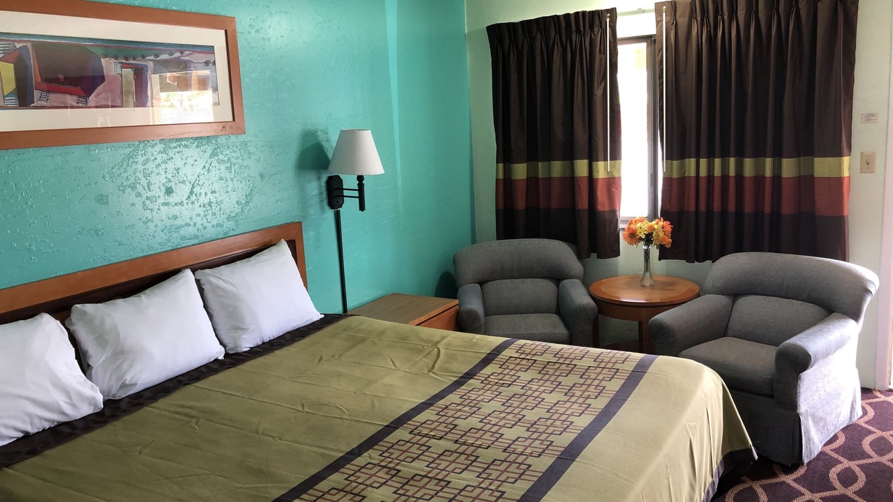 Photo of Bedroom in Yreka