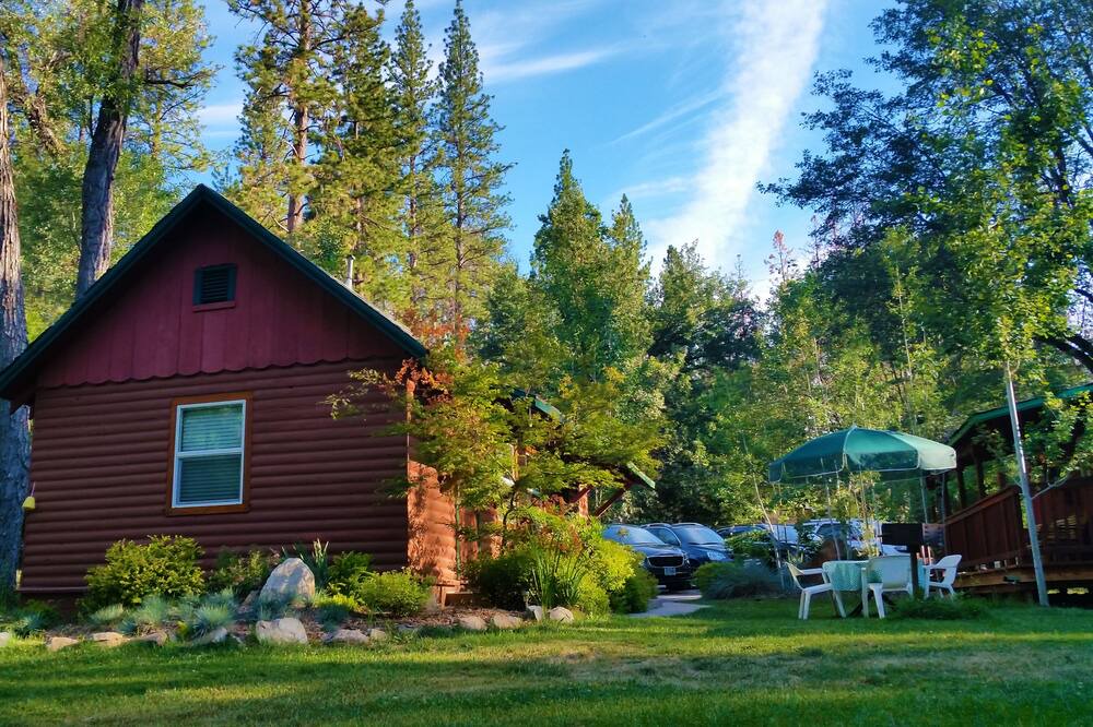 Photo of Outdoor in Groveland