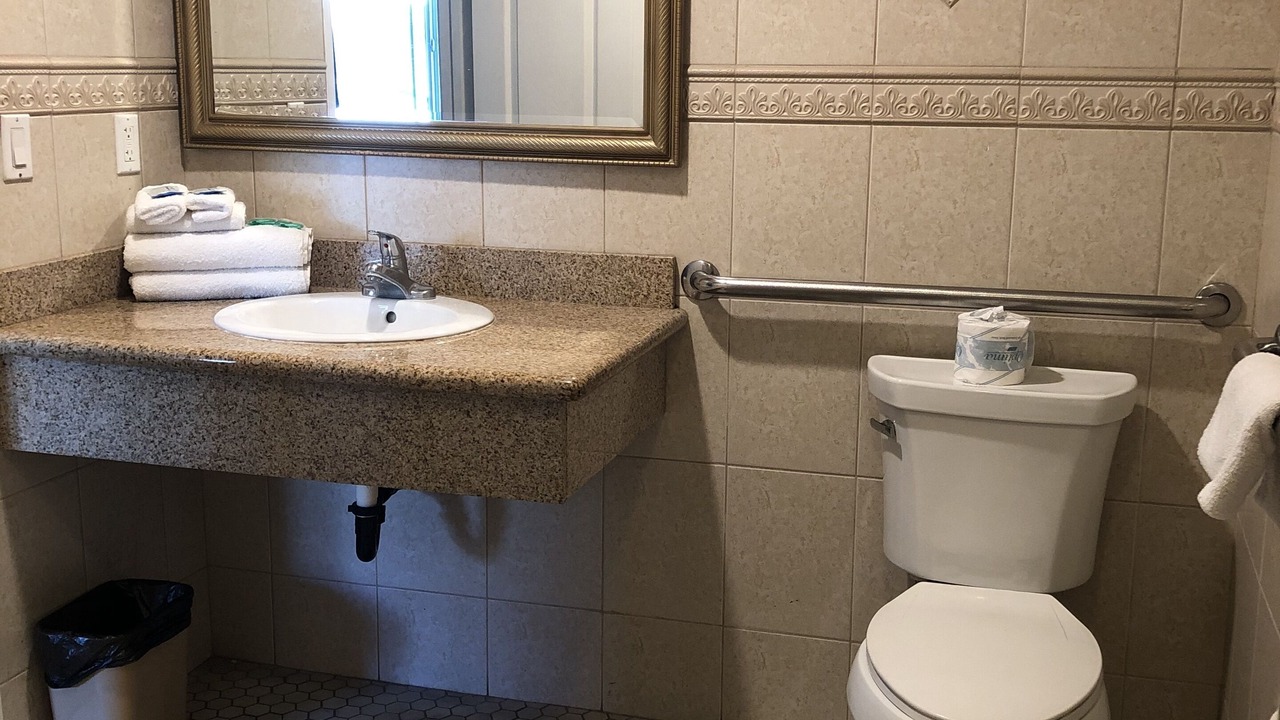 Photo of Bathroom in Walnut Valley