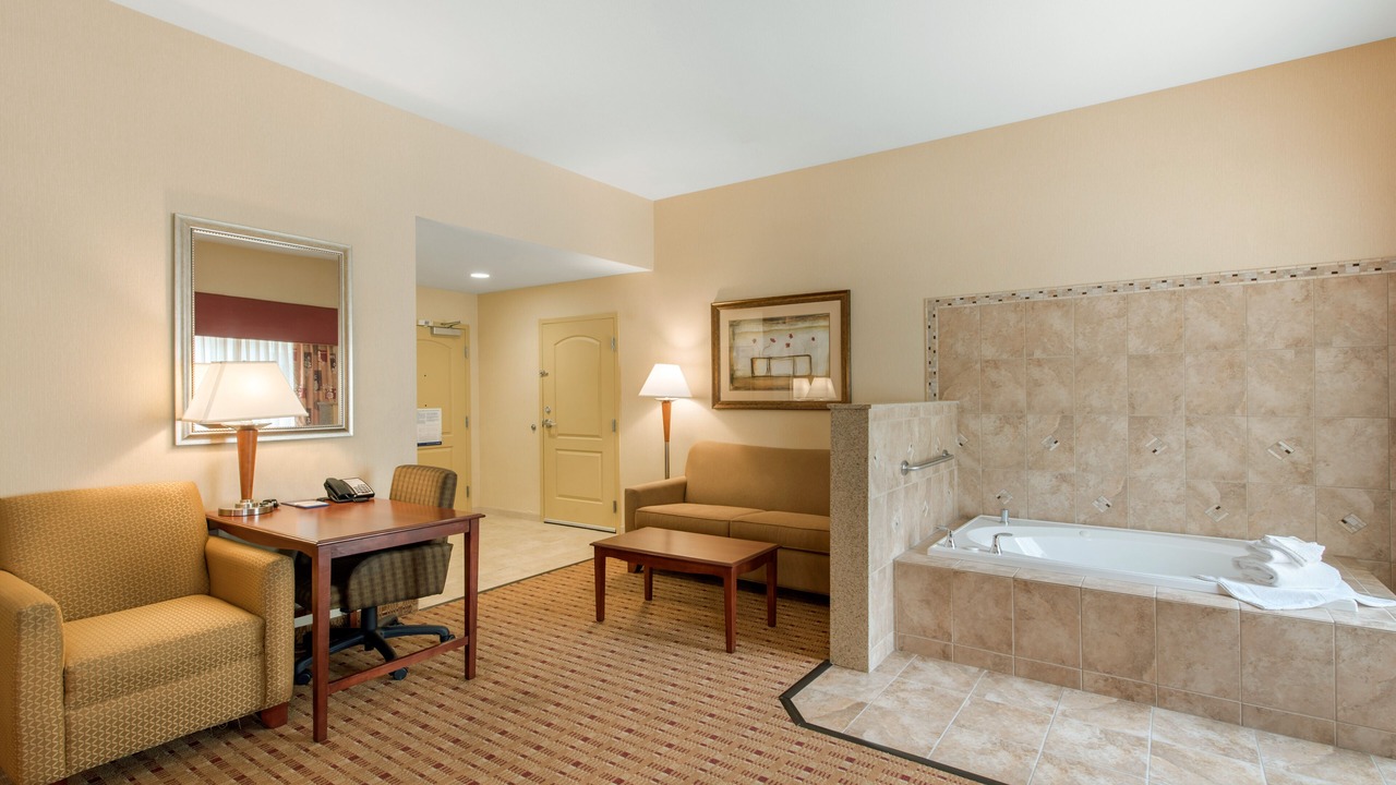 Photo of Bedroom in Pacific