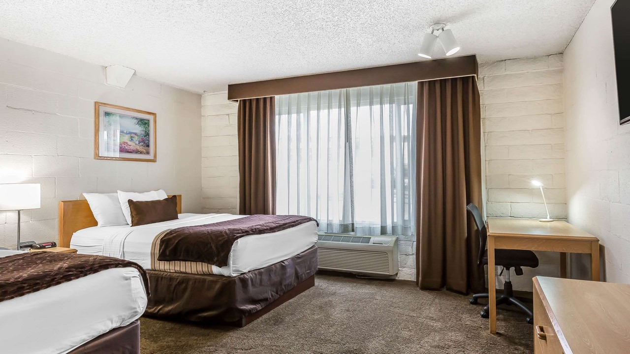 Photo of Bedroom in Lake Elsinore