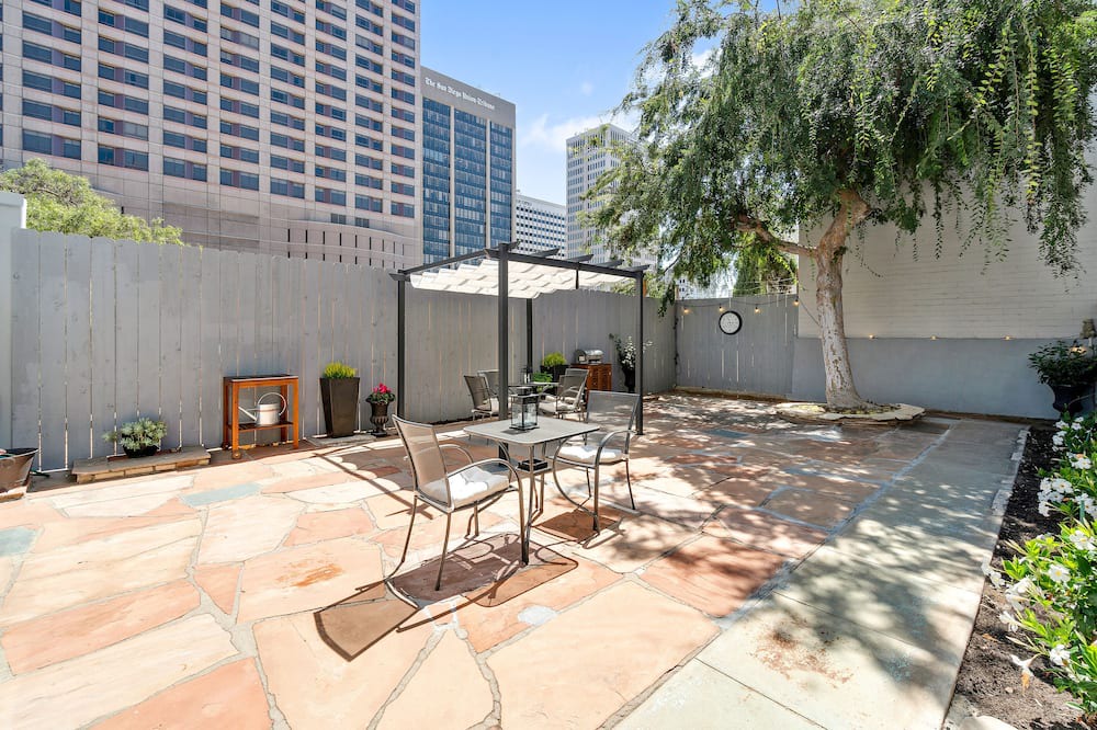 Photo of Others in Cortez Hill