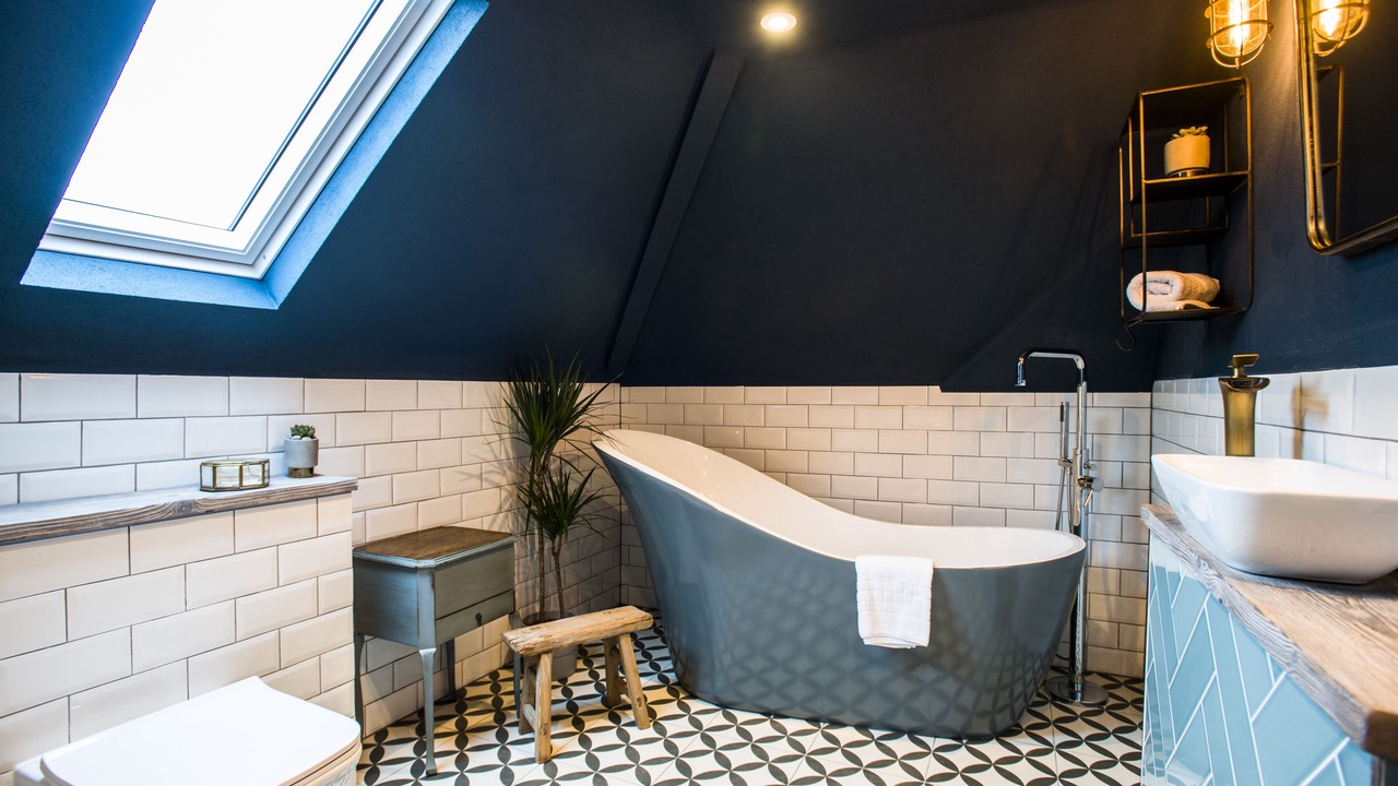 Photo of Bathroom in Duxford