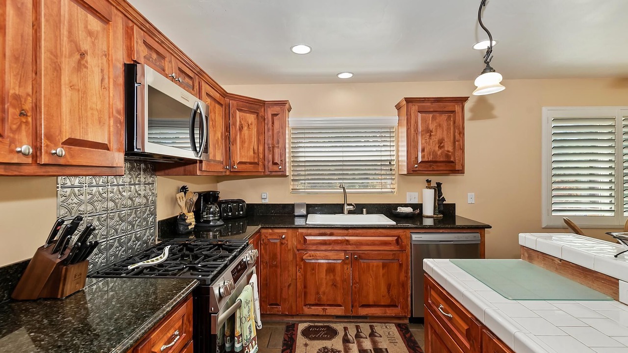 Photo of Kitchen in Big Bear City
