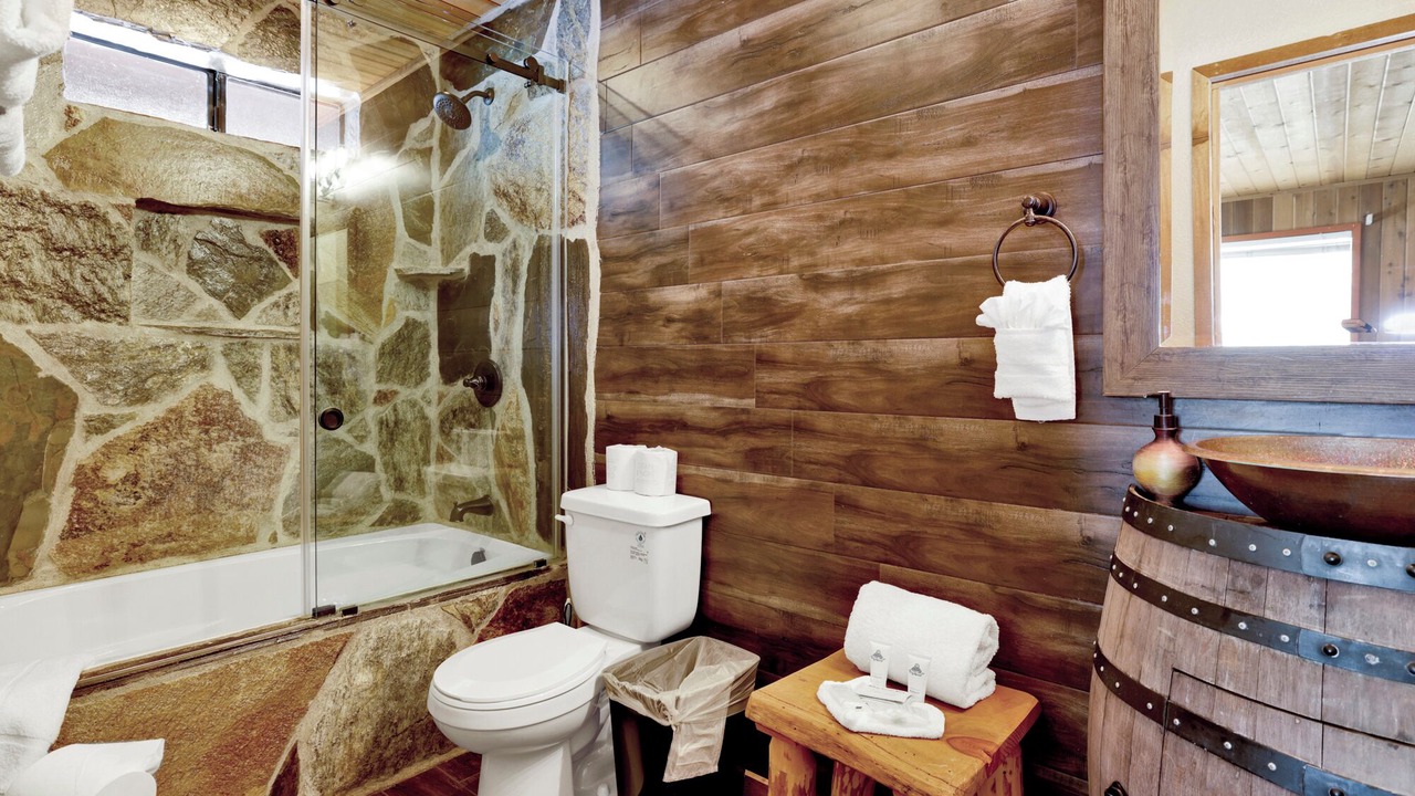 Photo of Bathroom in Fox Farm