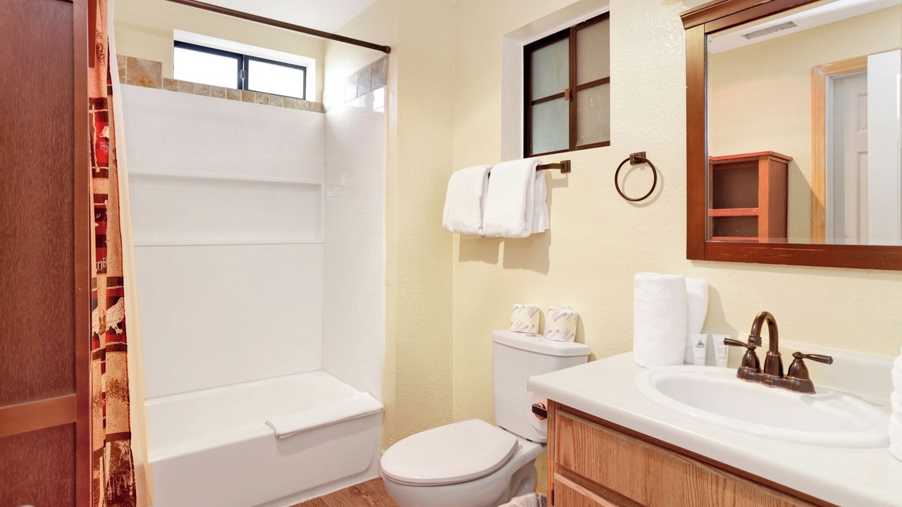 Photo of Bathroom in Fawnskin