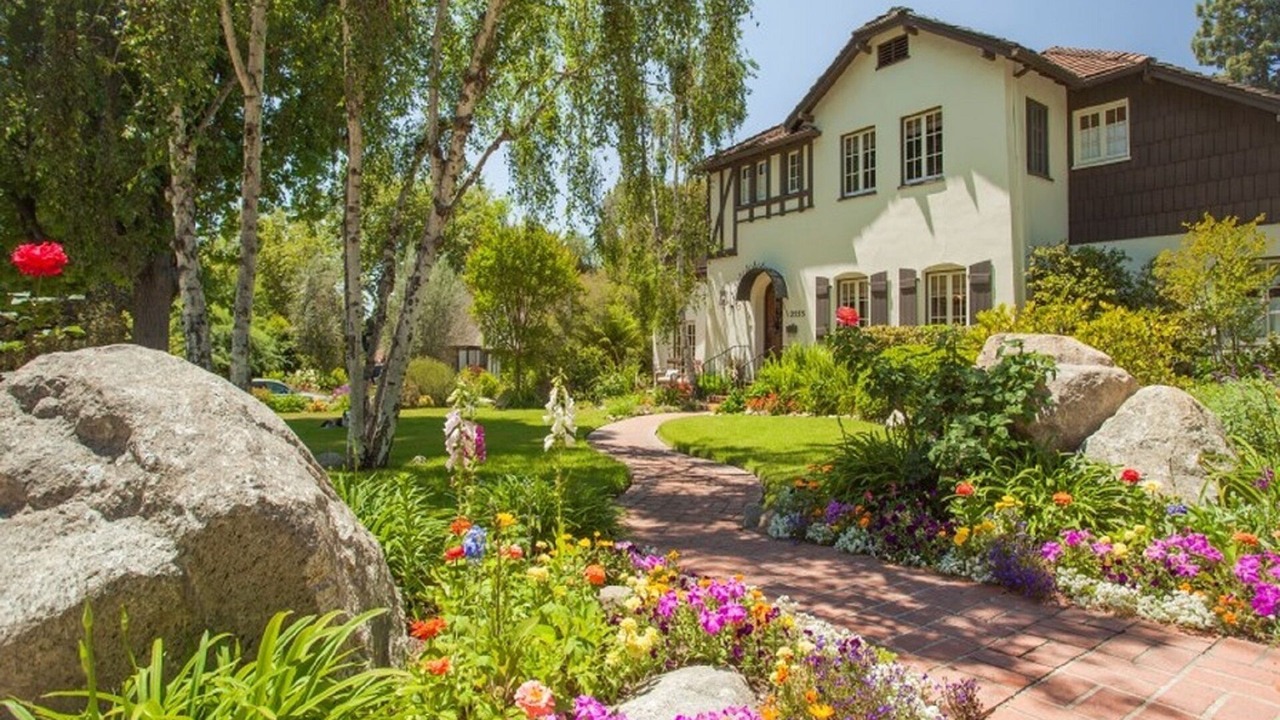 Photo of Outdoor in Altadena