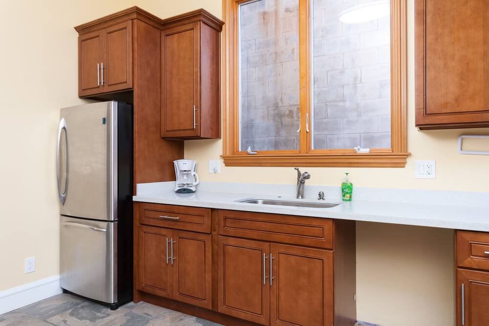 Photo of Bedroom in Downtown Oakland