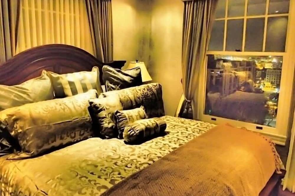 Photo of Bedroom in Cortez Hill