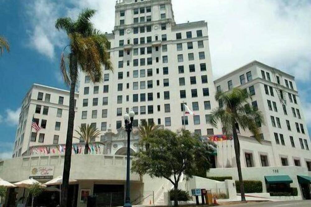 Photo of Outdoor in Cortez Hill