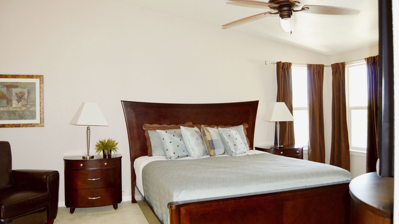 Photo of Bedroom in Havasu Lake