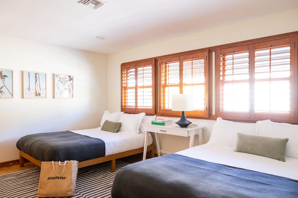 Photo of Bedroom in Western Malibu