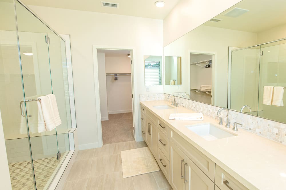 Photo of Bathroom in Del Obispo