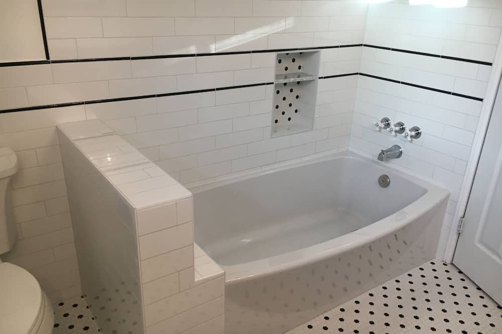 Photo of Bathroom in Canoga Park