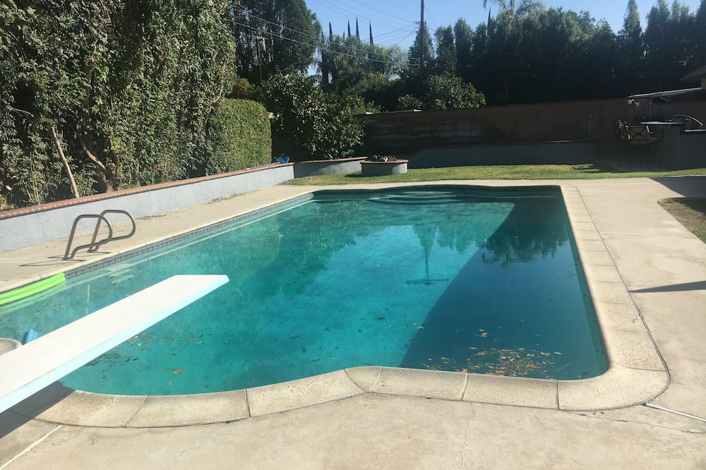 Photo of Outdoor in Canoga Park