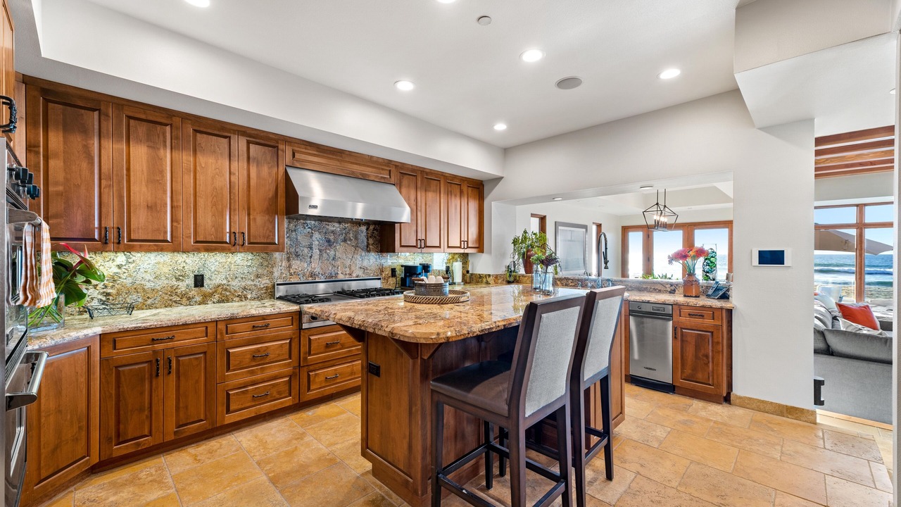 Photo of Kitchen in Oxnard Shores