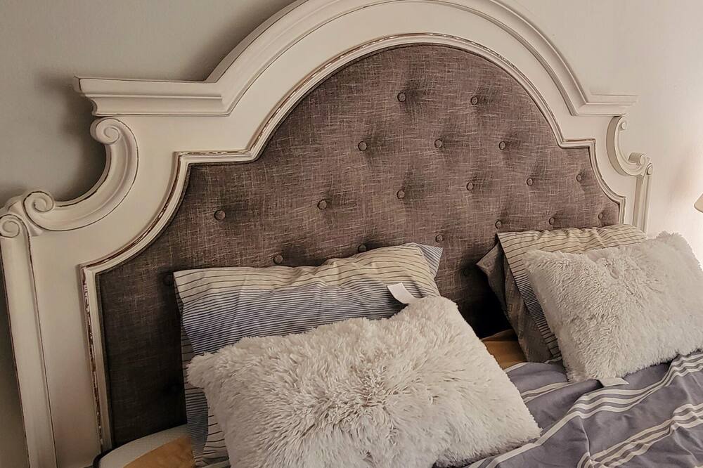 Photo of Bedroom in Twin Palms