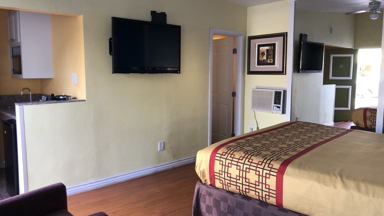 Photo of Bedroom in Culver - West