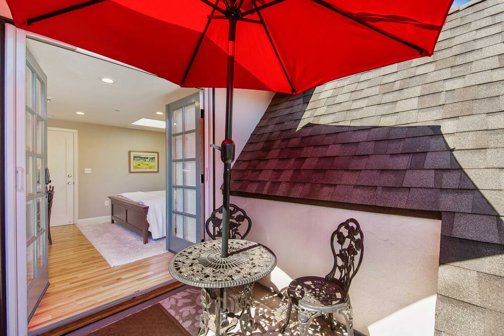 Photo of Patio Balcony in South Pasadena